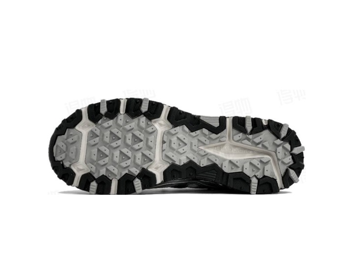 New Balance NB 410 Floral Forge: Унисекс-кроссовки в подарочной сумке — изображение 6